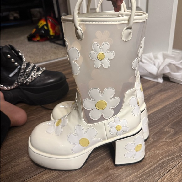 Dolls Kill Shoes - Dolls Kill White and Yellow Floral Winter Boots